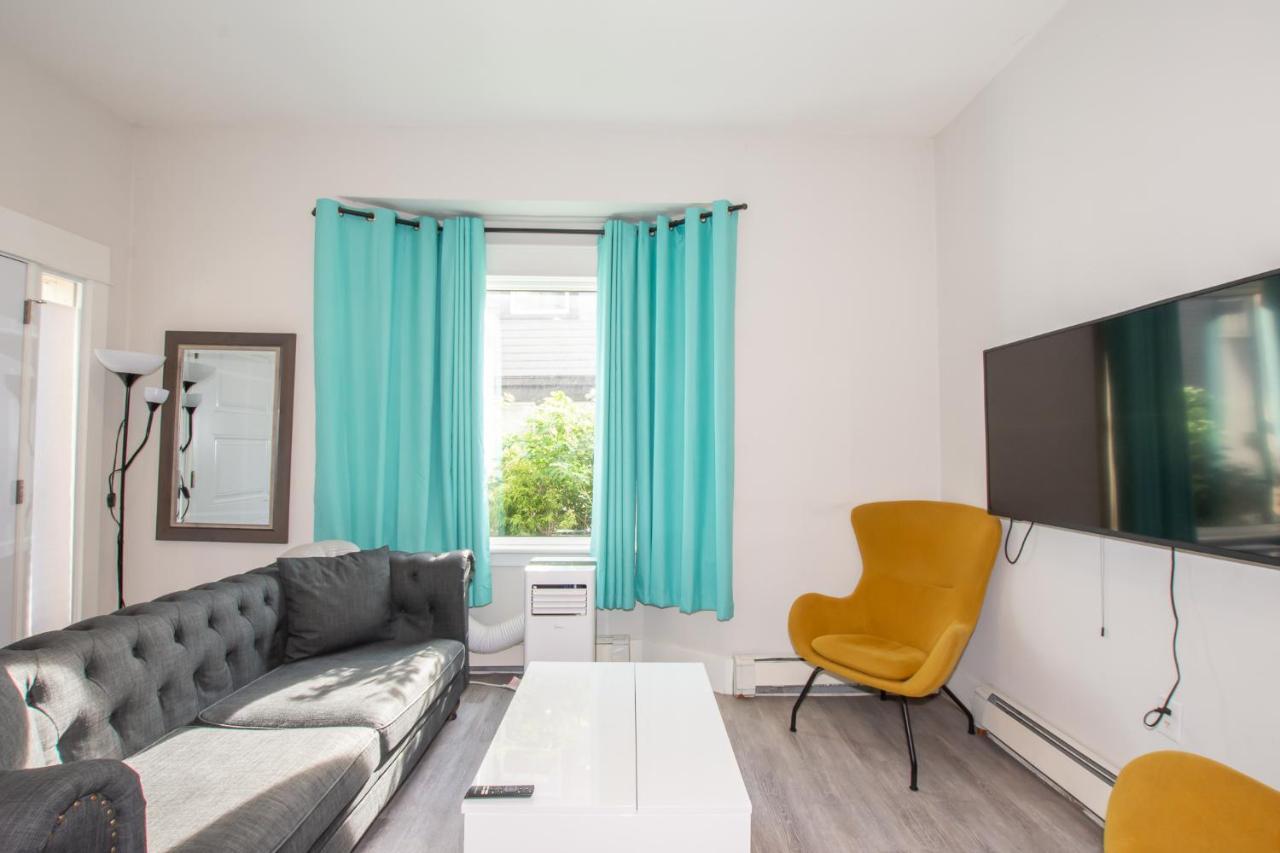 Charming Niagara Region Apt. Newly Renovated! Apartamento Sainte-Catherine Exterior foto